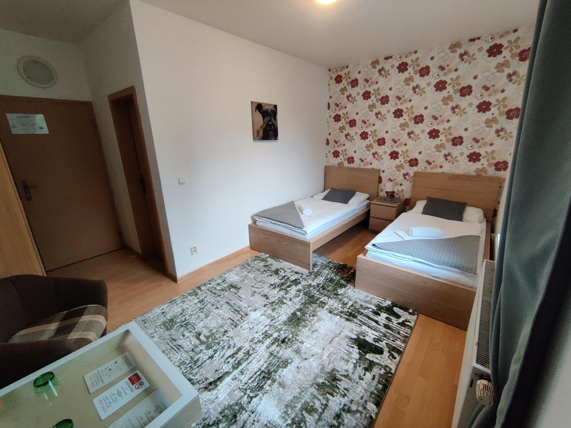 Hotel Orlan Bratislava Eksteriør bilde
